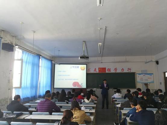 刘彬于巧丽观摩课相片2.jpg